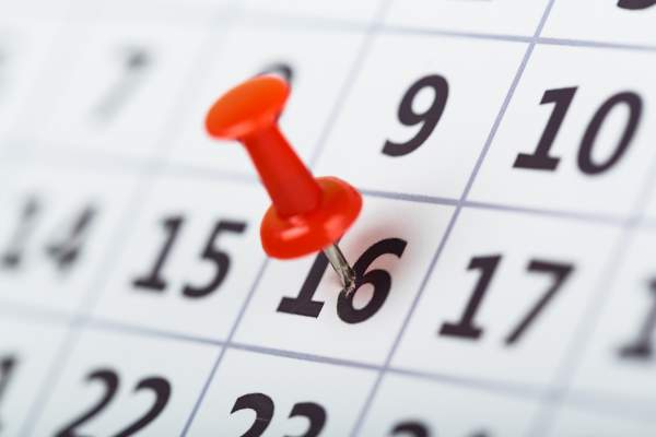 calendar with pin in date